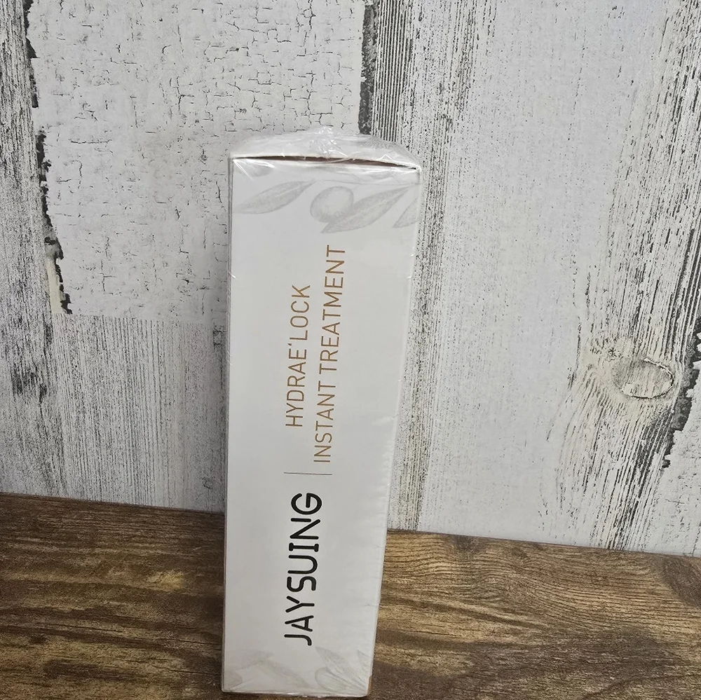 New Jaysuing Hydrae Lock Instant Treatment 80 ML Improves Hair Dryness